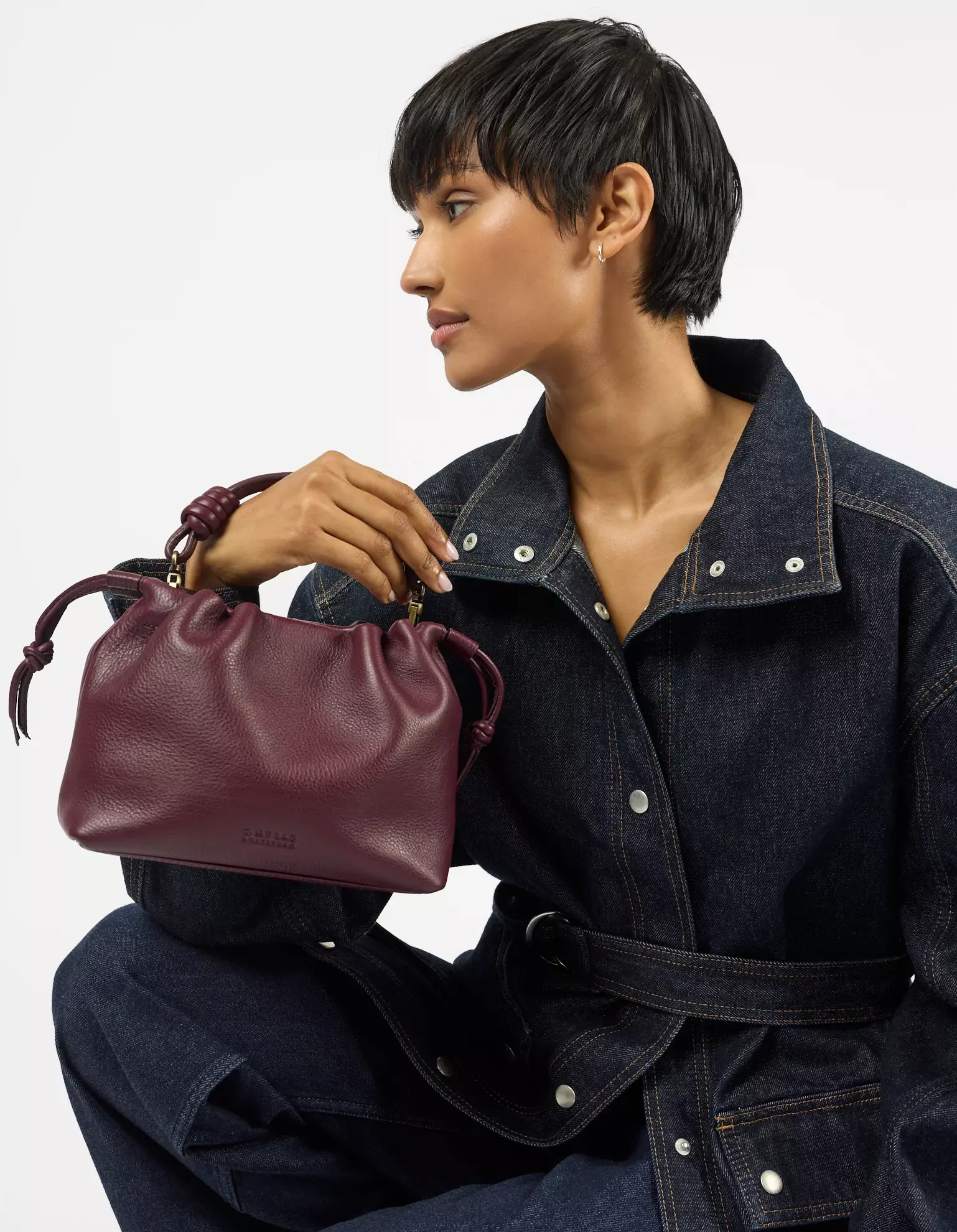 O MY BAG Kiki Mini Dark Cherry Soft Grain Ledertasche rot braun